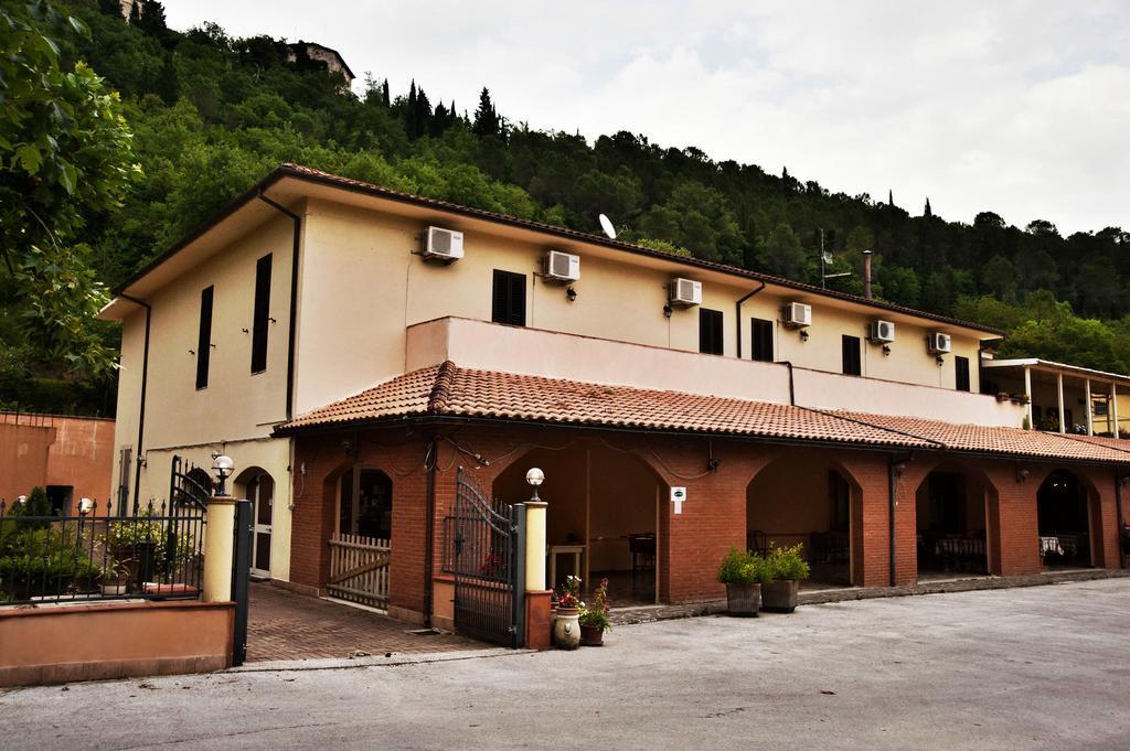 Albergo Magrini Della Genga Genga  Eksteriør bilde