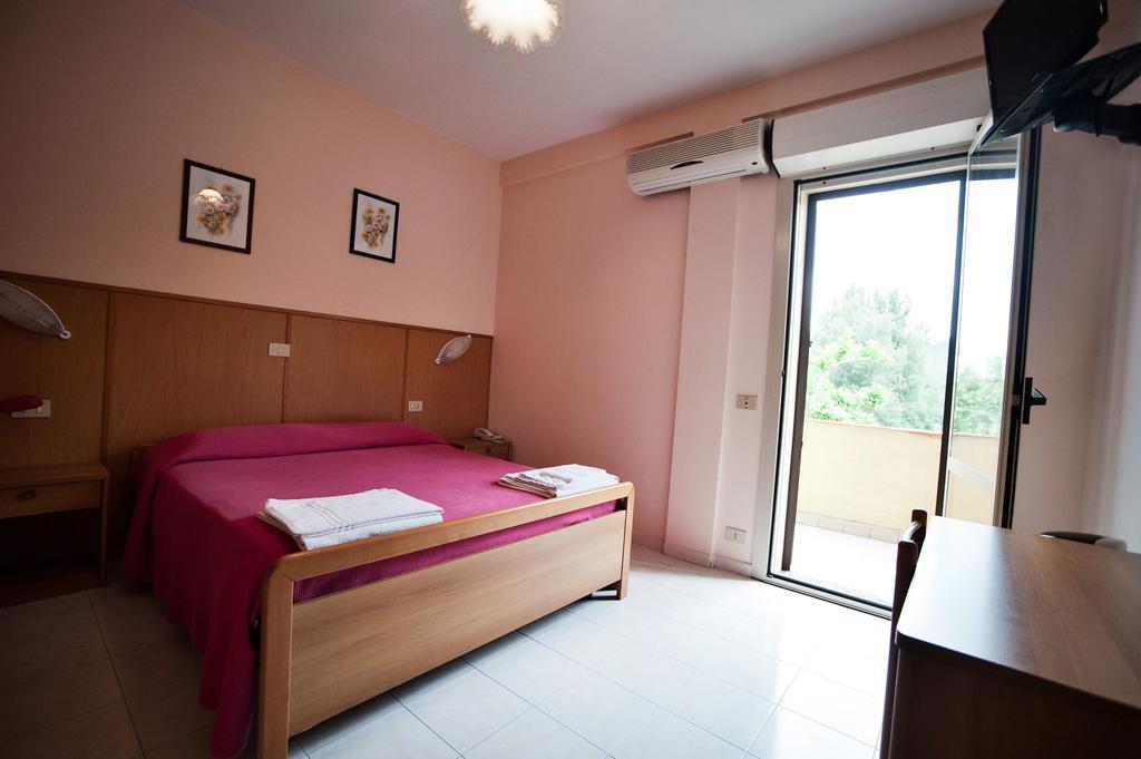 Albergo Magrini Della Genga Genga  Rom bilde